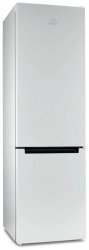 Холодильник Indesit DS 3201 W